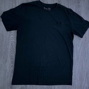 Under Armour Sport/Gym Shirt